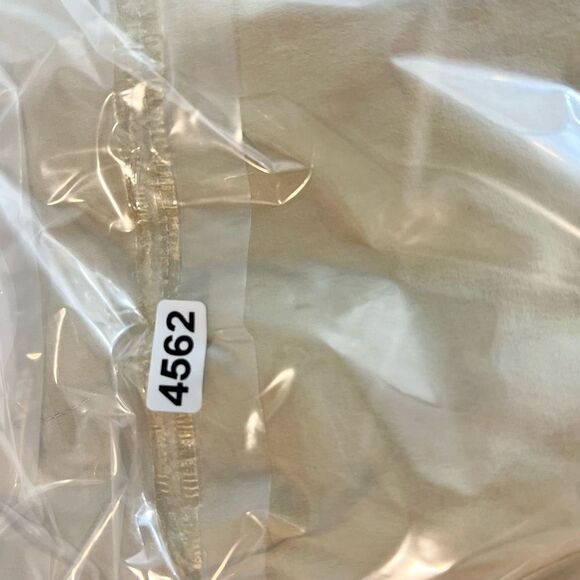 L.L Bean Trail Shorts Women's18 Khaki Brown Mid-Rise Water-Repellent - Picture 10 of 10